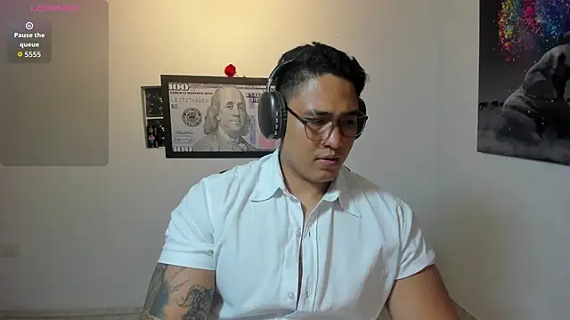 Colton Massif online show from November 25, 4:47 am