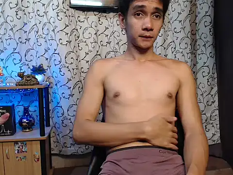 Snapshot of asianmaster27 chatting on September 22, 12:15 pm asianmaster27 online show from September 22, 12:15 pm
