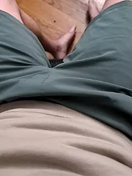 MrandMrsHaze online show from December 2, 4:15 am