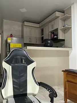 YeremiBrowm online show from April 13, 8:20 pm