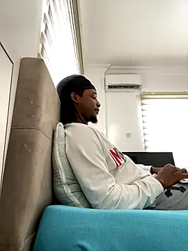 Snapshot of finefinance chatting on October 23, 5:22 am finefinance online show from October 23, 5:22 am