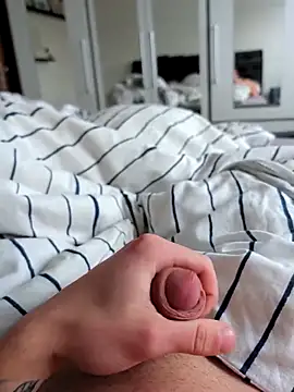 jungerbummser23 online show from February 5, 8:10 am