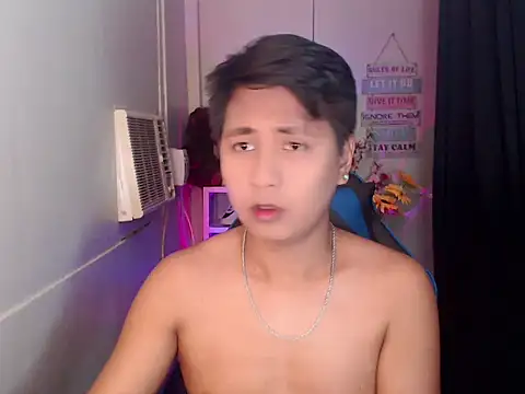 khael moreno online show from November 22, 12:21 am