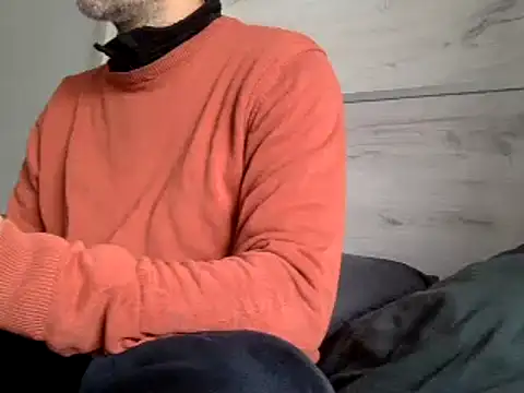 curioushetero online show from January 9, 2:29 pm