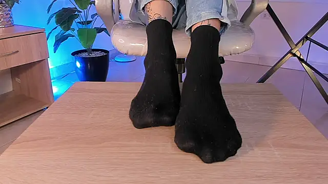 ArchieCollins online show from December 4, 9:44 pm