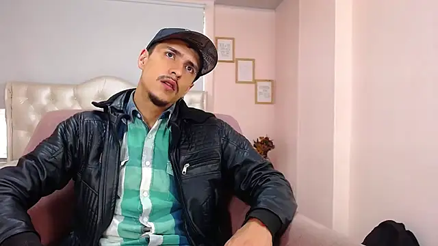 ryan maxy online show from March 14, 1:24 pm