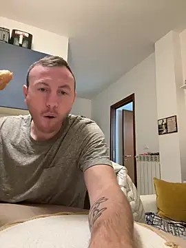 danicohoney online show from October 11, 11:53 pm