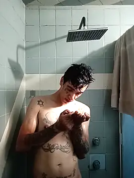 DADDYGNAGSTA online show from April 26, 2:03 pm
