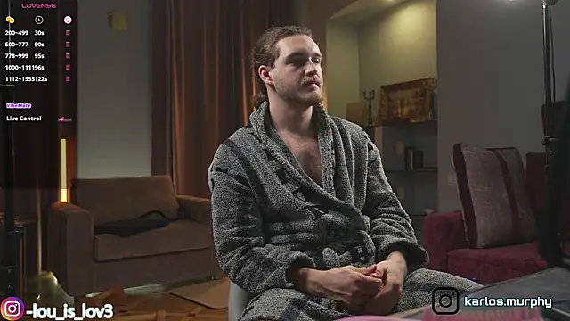 Snapshot of Louis_Karlos chatting on October 26, 3:19 am Louis Karlos online show from October 26, 3:19 am