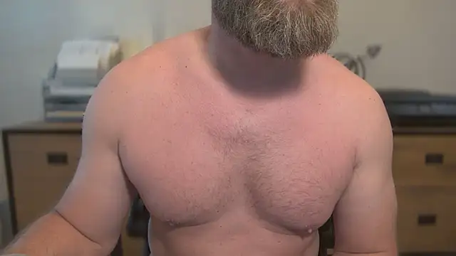 Mister Dilf online show from June 17, 6:20 pm