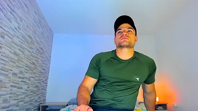 nicolas herrera online show from February 17, 1:15 am