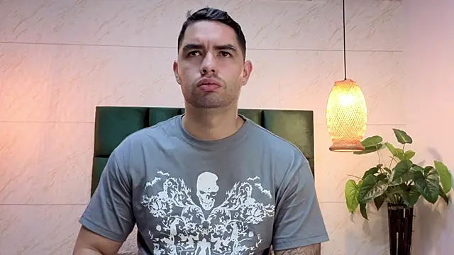 Snapshot of matteosantos chatting on October 21, 11:57 am matteosantos online show from October 21, 11:57 am