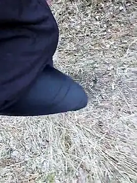 Papiercedbisex online show from April 20, 6:27 am