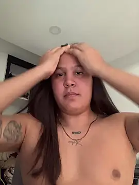 junaiker roa online show from November 14, 5:14 pm