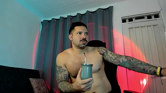 Snapshot of Pierre_Vidal chatting on October 23, 12:25 am Pierre Vidal online show from October 23, 12:25 am