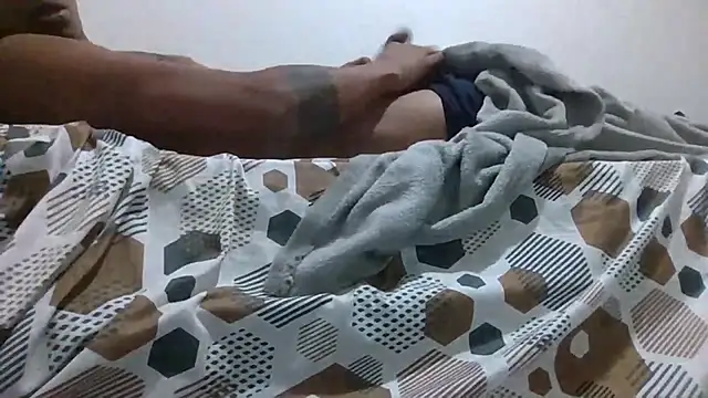 Juninho10c online show from November 30, 4:03 am