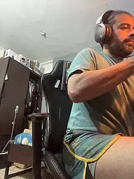 JayJayRod online show from June 29, 8:20 pm