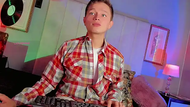 Snapshot of Tim_wolf chatting on October 12, 4:12 pm Tim wolf online show from October 12, 4:12 pm