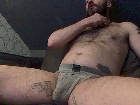 Snapshot of GhetTOfag_ chatting on February 24, 6:27 am GhetTOfag online show from February 24, 6:27 am
