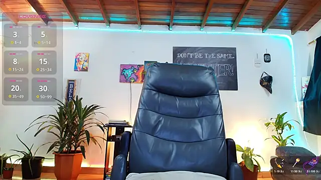 RyanCarter  online show from February 10, 9:30 pm