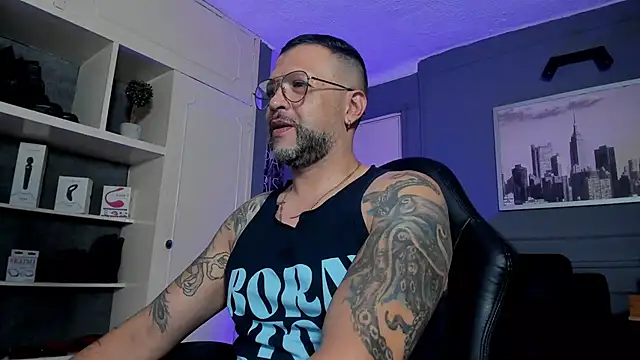 MrFrank tattoo online show from October 10, 12:04 am