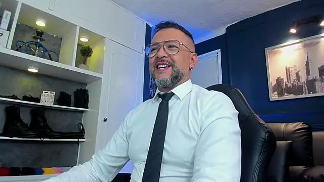 MrFrank tattoo online show from June 11, 2:26 pm