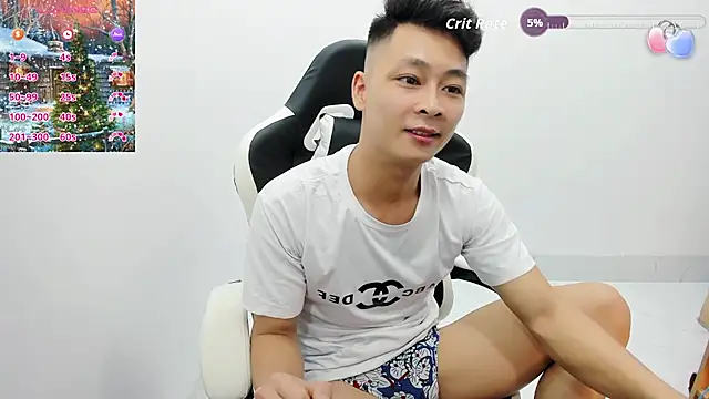 Naughty--asian online show from December 21, 4:31 am