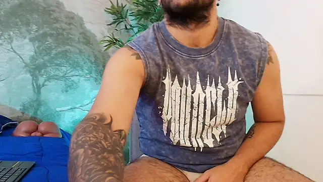 jonathan rivers online show from December 4, 7:43 pm