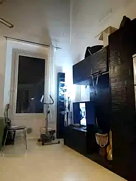 Snapshot of woww791 chatting on December 28, 8:25 pm woww791 online show from December 28, 8:25 pm