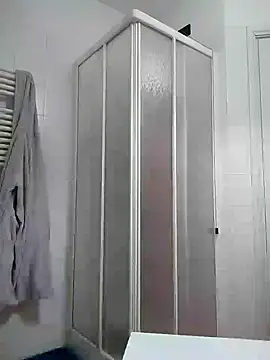 Snapshot of woww791 chatting on December 13, 9:09 pm woww791 online show from December 13, 9:09 pm