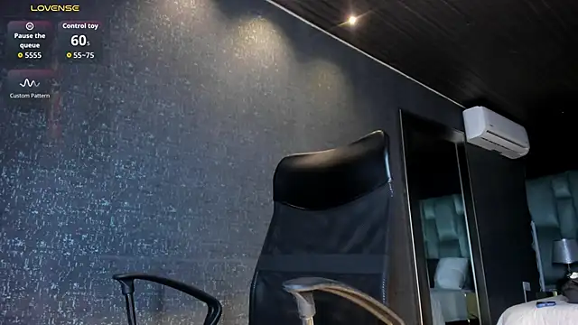 MarkWalker   online show from June 15, 10:18 am