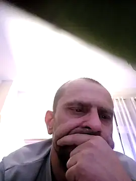 Snapshot of Roman0798 chatting on December 11, 5:43 pm Roman0798 online show from December 11, 5:43 pm