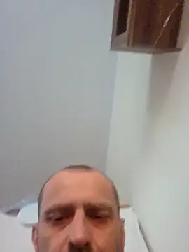 Snapshot of Roman0798 chatting on September 22, 10:37 am Roman0798 online show from September 22, 10:37 am