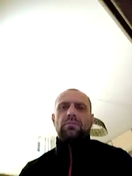 Snapshot of Roman0798 chatting on December 12, 6:36 am Roman0798 online show from December 12, 6:36 am