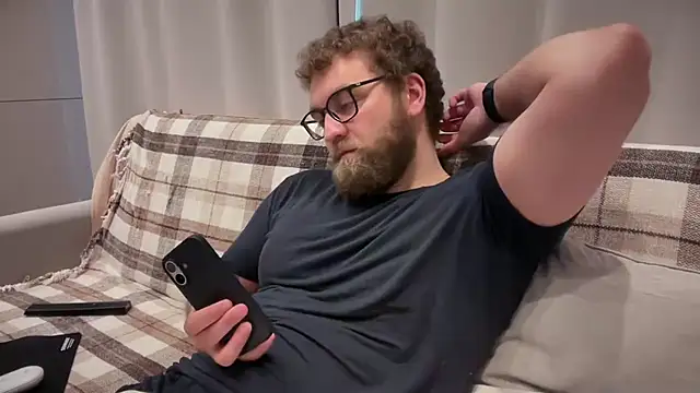 Bear bear  online show from May 11, 8:49 am