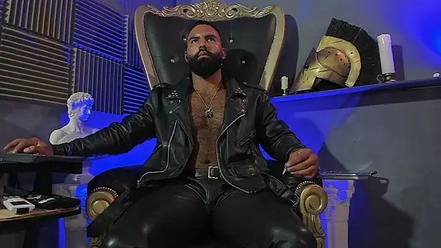 BeardAndrew online show from April 6, 3:47 am