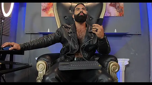 Snapshot of BeardAndrew chatting on March 12, 1:47 am BeardAndrew online show from March 12, 1:47 am