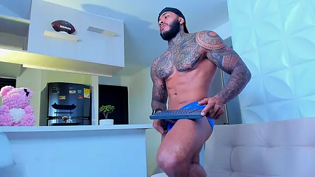 muscle man16 online show from February 3, 11:05 pm