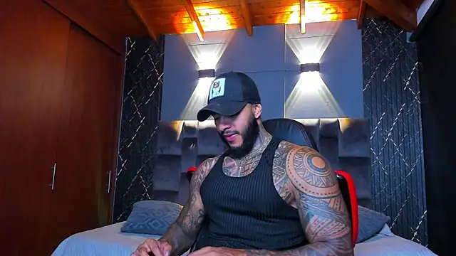 muscle man16 online show from January 18, 1:45 am