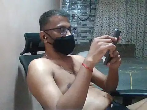 sexx4 online show from May 7, 9:59 pm