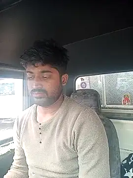 Snapshot of Driver-naru chatting on January 30, 4:48 am Driver-naru online show from January 30, 4:48 am