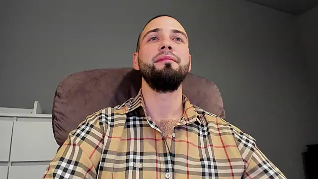 A              online show from September 27, 7:23 pm