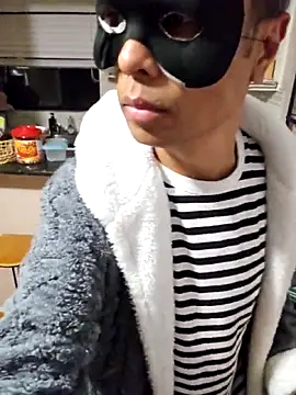 AmGuy23 online show from December 5, 11:50 am