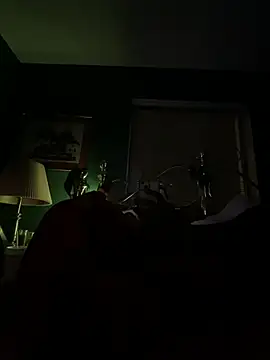 sukisnpaii online show from April 10, 11:06 am