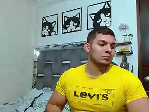 RenssoCollins online show from December 4, 8:29 pm