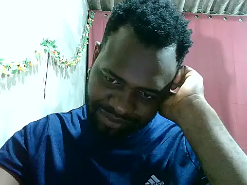 Snapshot of 2ocmaxi chatting on October 9, 3:00 am 2ocmaxi online show from October 9, 3:00 am