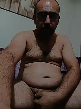 masculine bear daddy online show from December 17, 5:41 pm