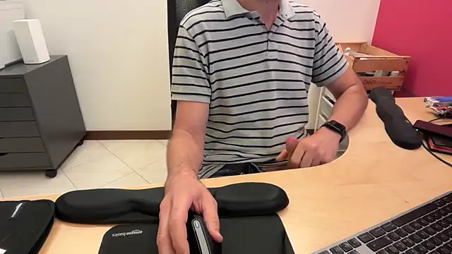 riccardofortis online show from September 17, 4:52 pm