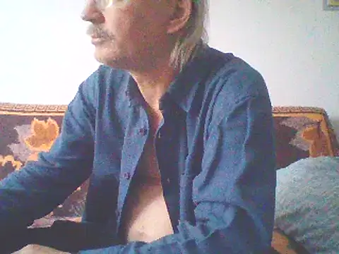 Snapshot of cumloverboyxx69 chatting on January 23, 1:35 pm cumloverboyxx69 online show from January 23, 1:35 pm