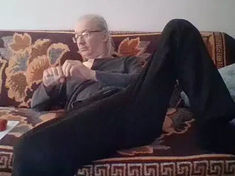 Snapshot of cumloverboyxx69 chatting on March 22, 8:51 am cumloverboyxx69 online show from March 22, 8:51 am